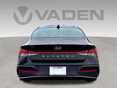 2025 Hyundai ELANTRA SEL Convenience