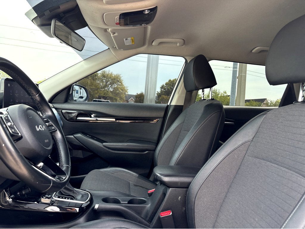 2023 Kia Seltos S