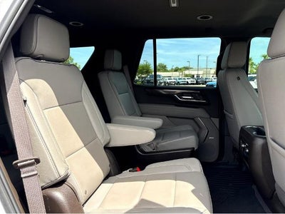 2025 GMC Yukon Elevation