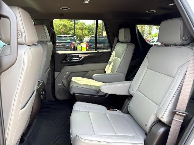 2025 GMC Yukon Elevation