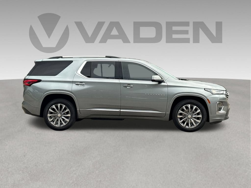 2023 Chevrolet Traverse Base