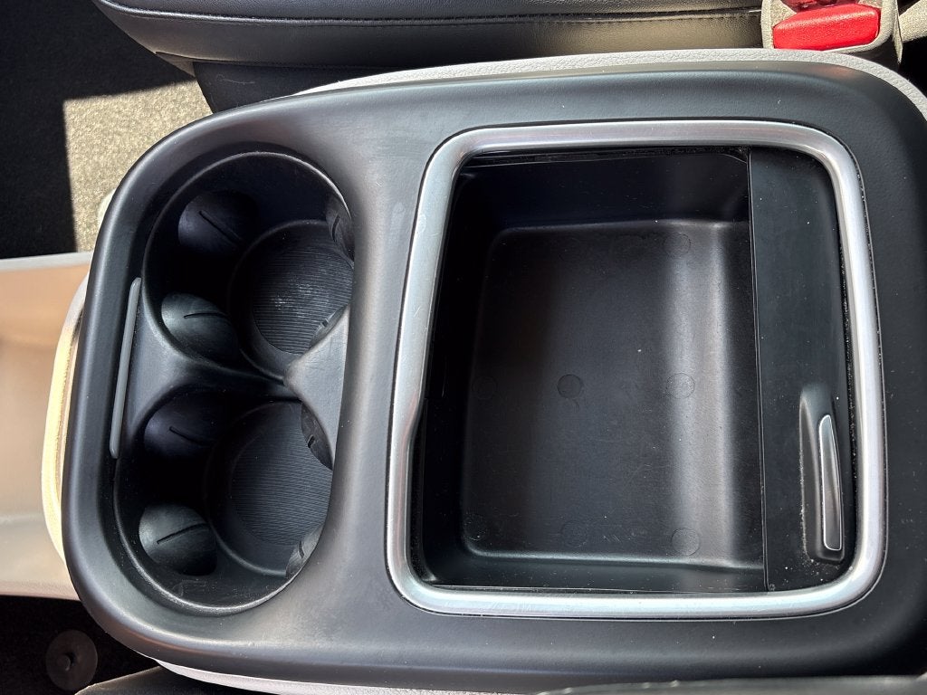 2024 Chrysler Pacifica Base