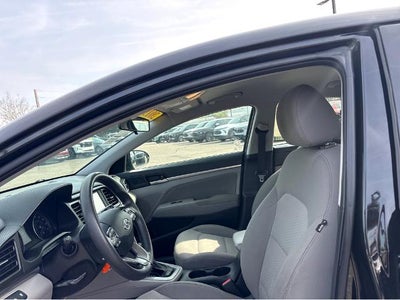 2019 Hyundai ELANTRA SEL
