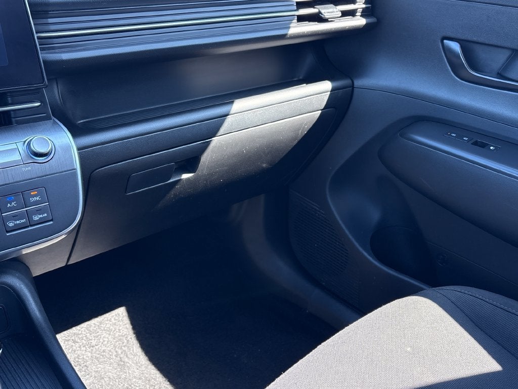 2024 Hyundai KONA Base