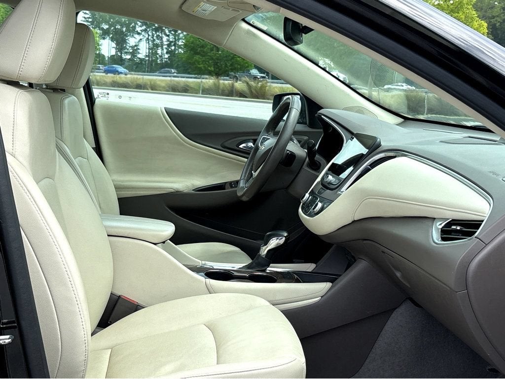 2024 Chevrolet Malibu 2LT