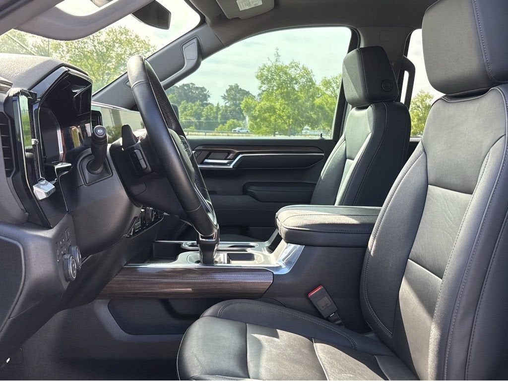 2024 Chevrolet Silverado 1500 Base