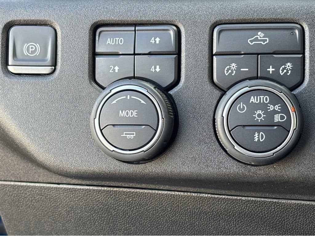 2024 Chevrolet Silverado 1500 Base