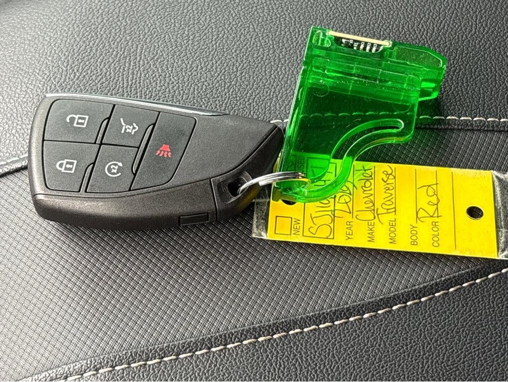 2025 Chevrolet Traverse RS