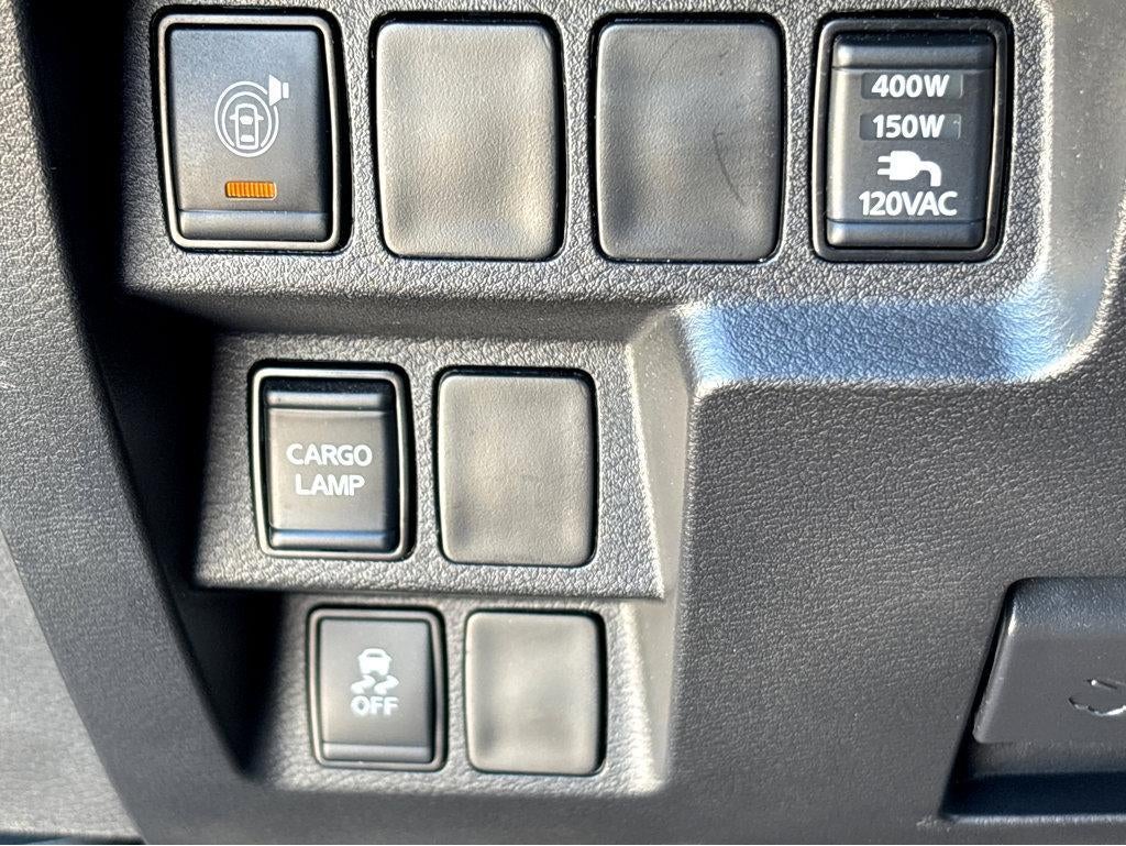 2024 Nissan Frontier SL