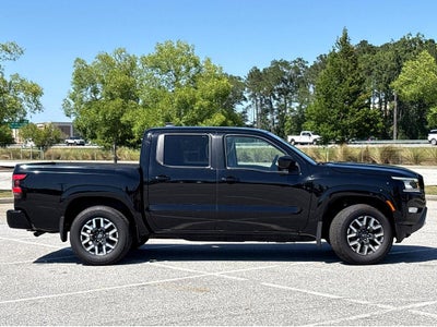 2024 Nissan Frontier SL