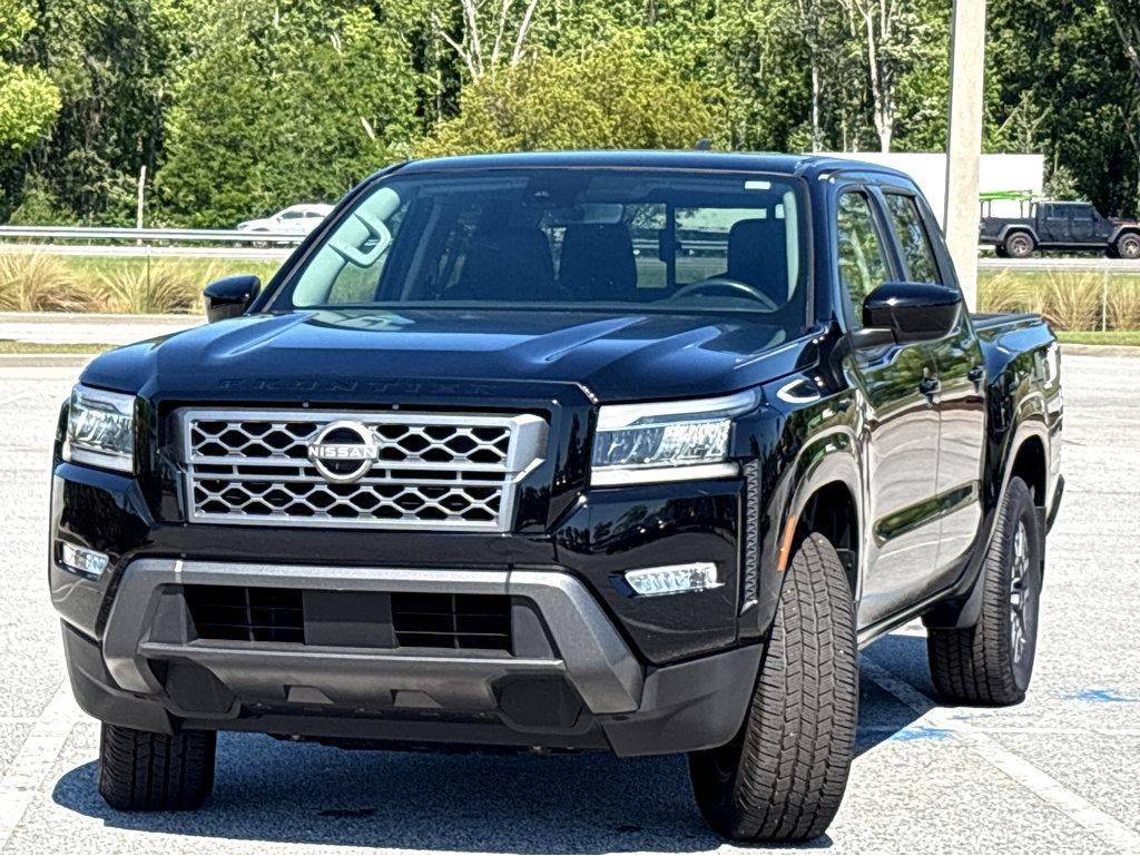 2024 Nissan Frontier SL