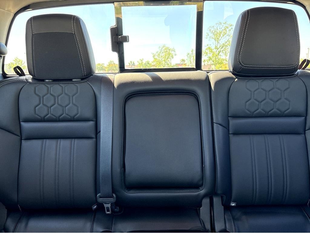 2024 Nissan Frontier SL