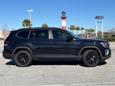 2024 Volkswagen Atlas 2.0T SE w/Technology
