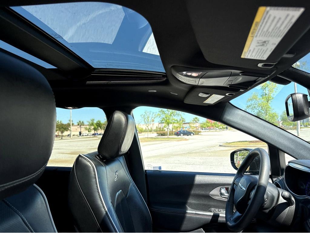 2022 Chrysler Pacifica Limited