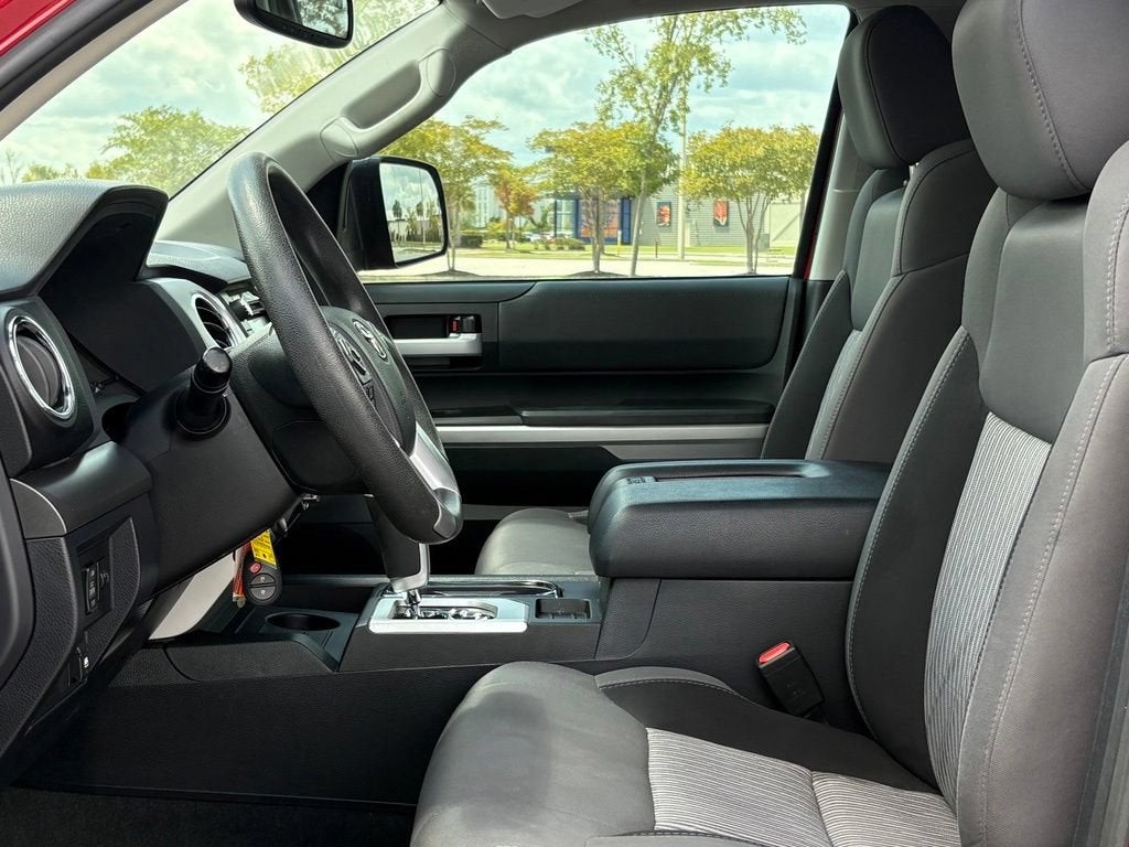 2017 Toyota Tundra 2WD SR5