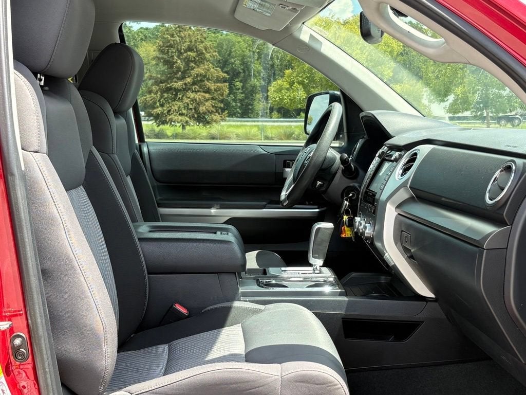 2017 Toyota Tundra 2WD SR5