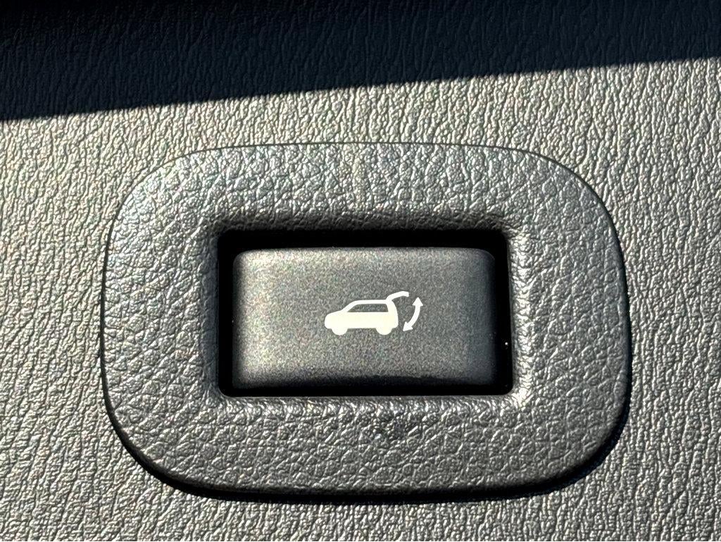 2020 Nissan Armada Platinum