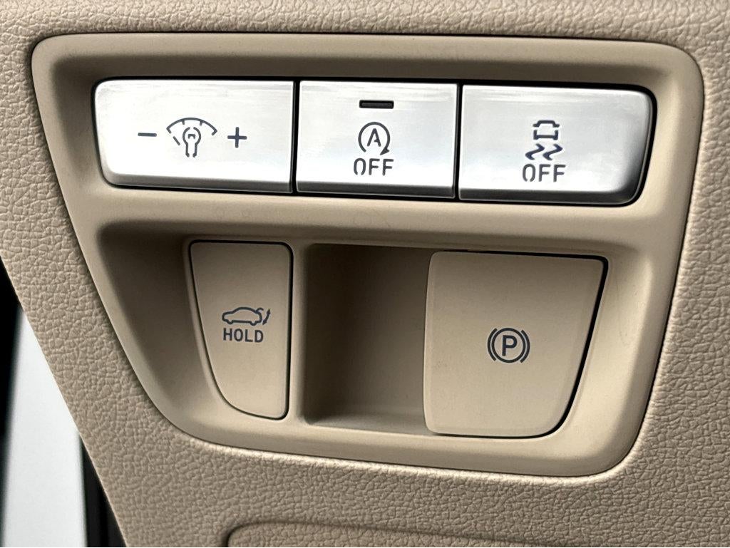 2022 Genesis G80 2.5T