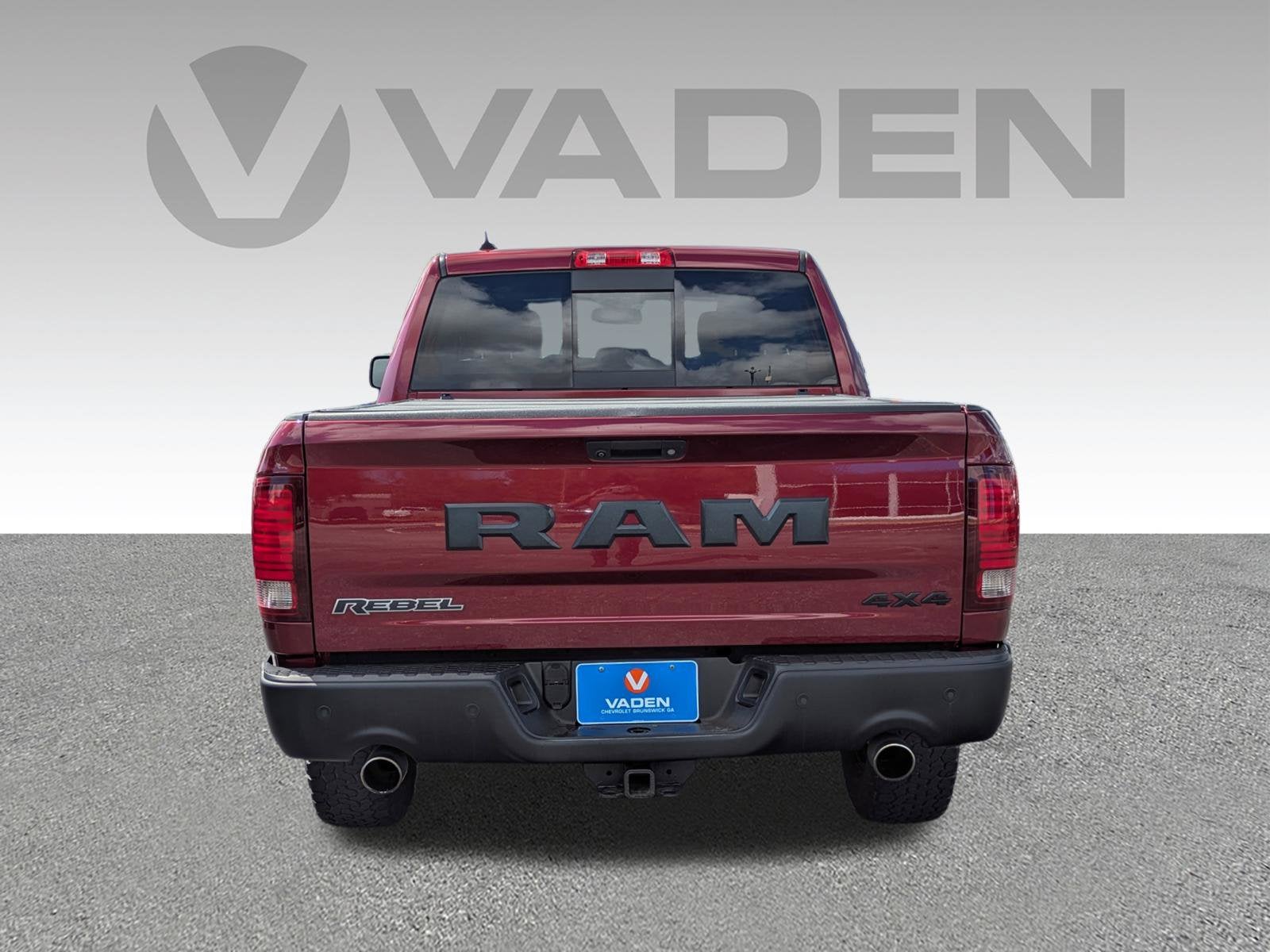 2018 RAM 1500 Rebel Crew Cab 4x4 5'7" Box
