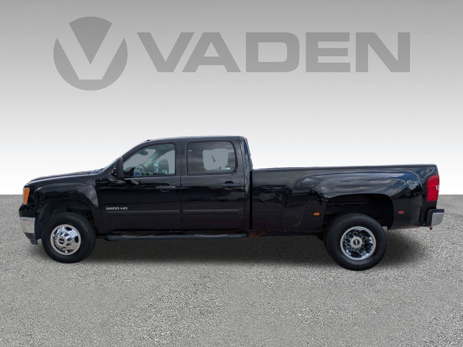 2011 GMC Sierra 3500 HD DRW SLE