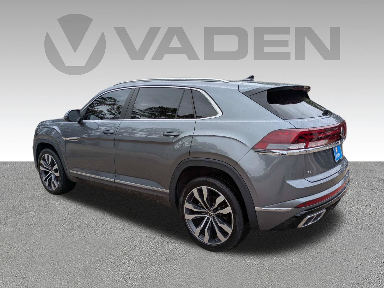 2024 Volkswagen Atlas Cross Sport 2.0T SEL R-Line