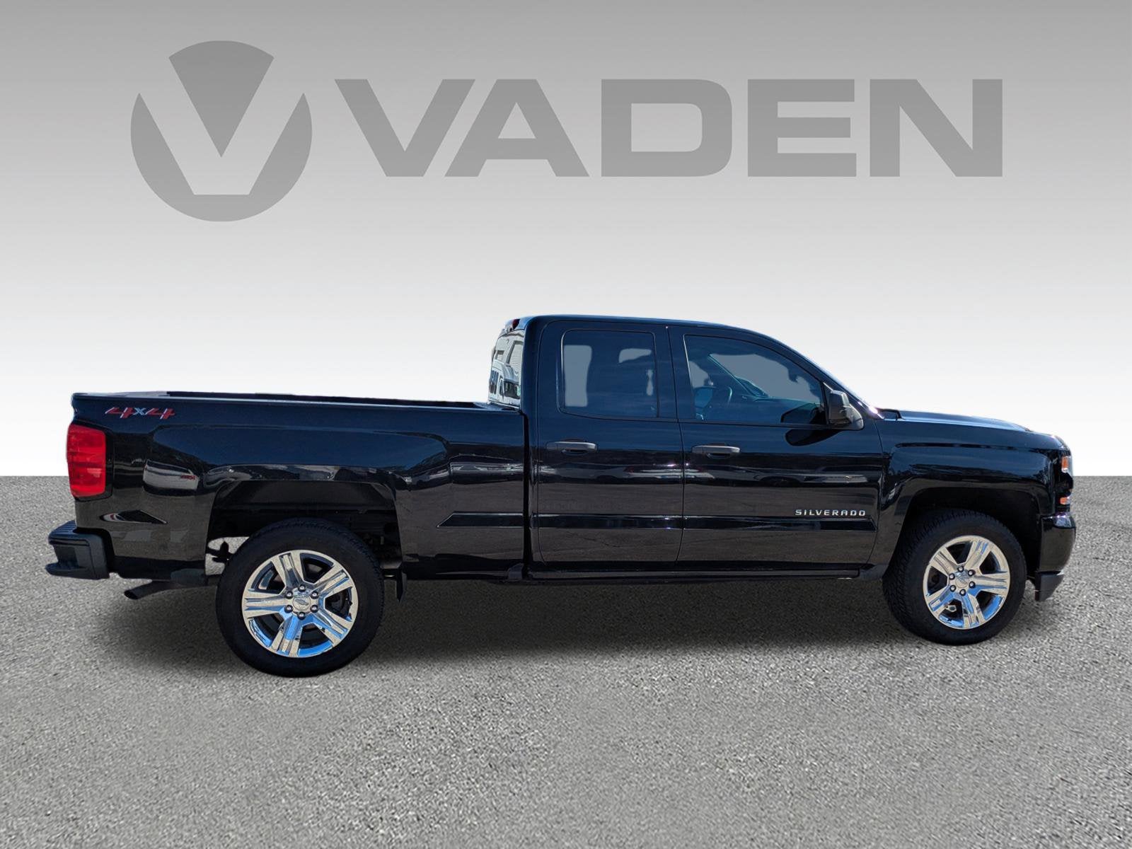 2019 Chevrolet Silverado LD Custom