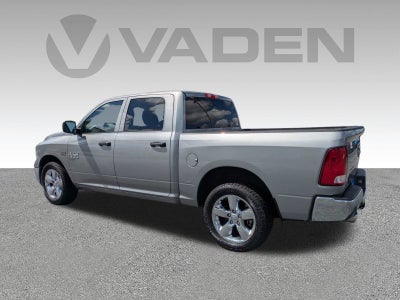 2022 RAM 1500 Classic Tradesman Crew Cab 4x4 5'7" Box