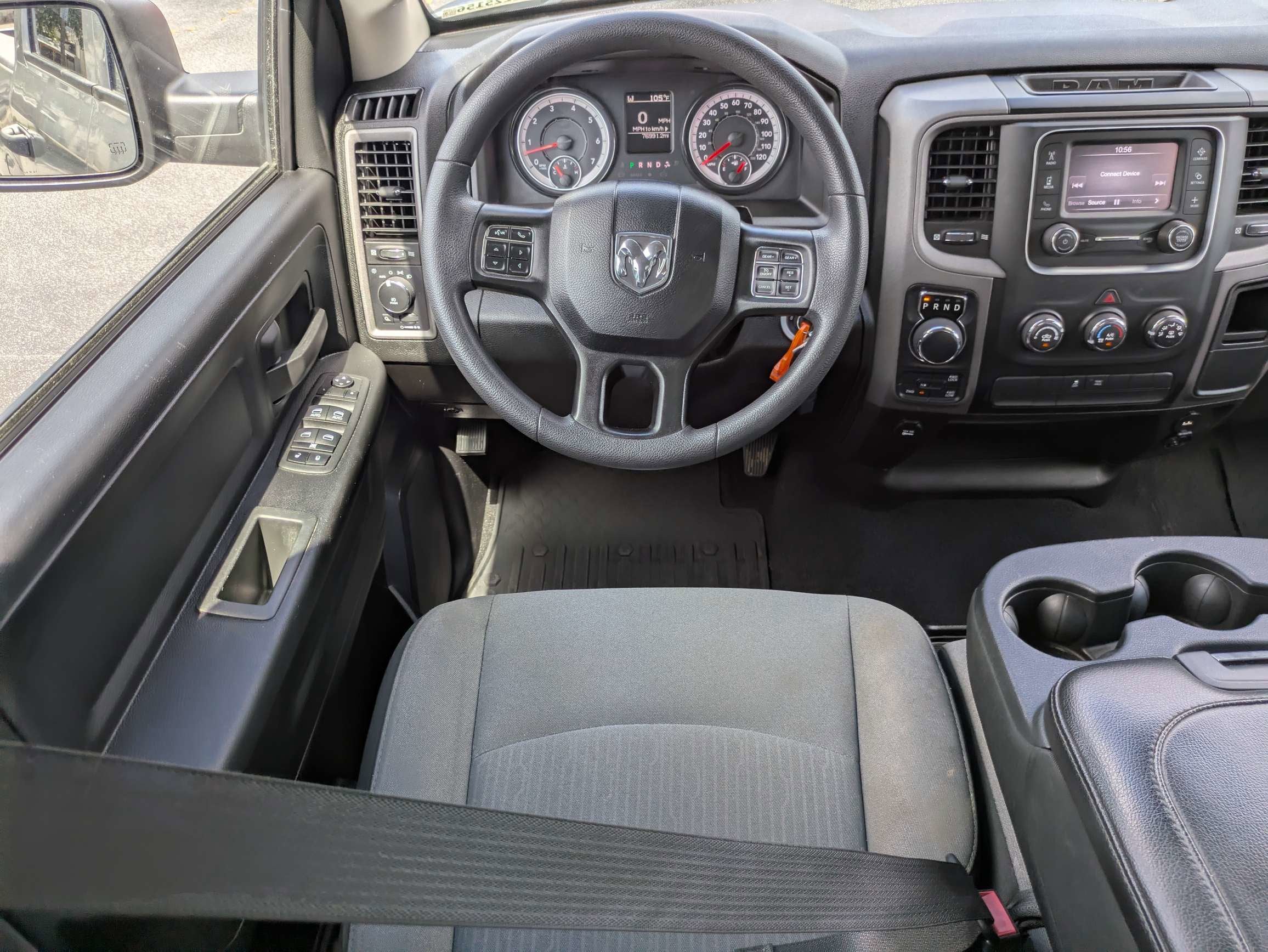 2022 RAM 1500 Classic Tradesman Crew Cab 4x4 5'7" Box