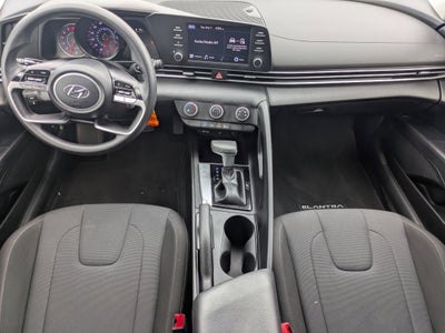 2023 Hyundai ELANTRA SE