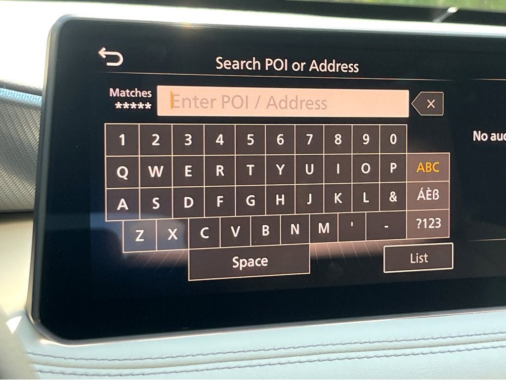 2025 INFINITI QX60 LUXE