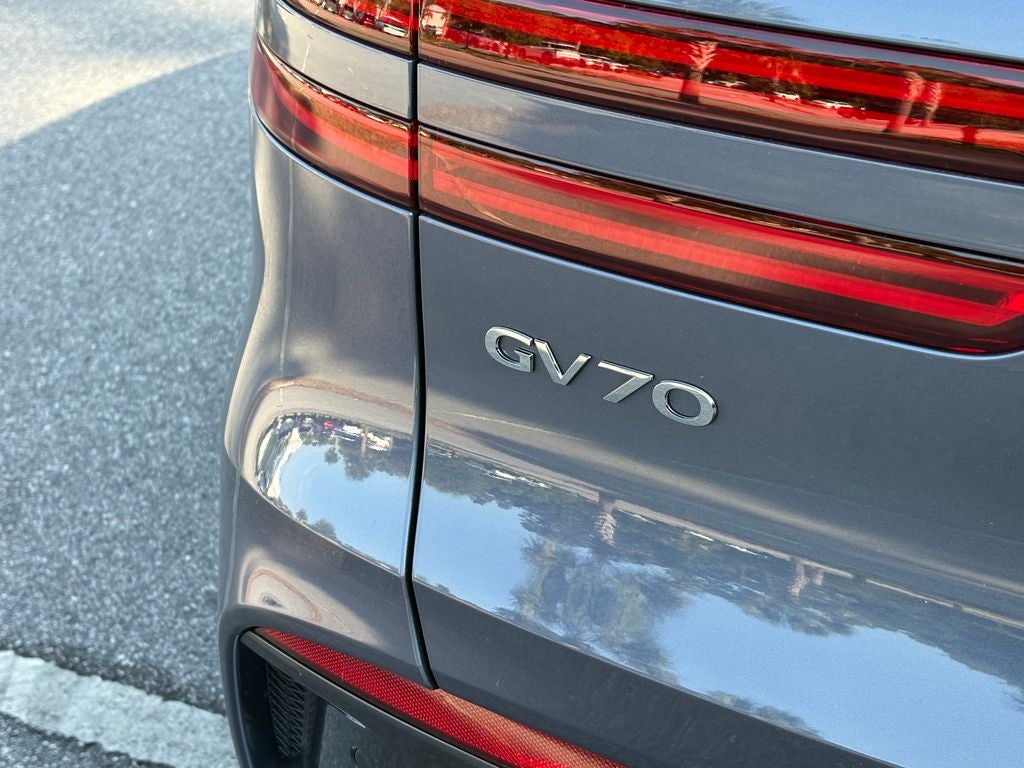 2026 Genesis GV70 2.5T Advanced