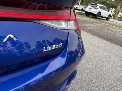 2023 Hyundai ELANTRA Limited