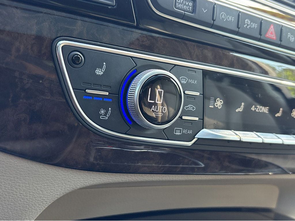 2019 Audi Q7 55 Premium Plus quattro