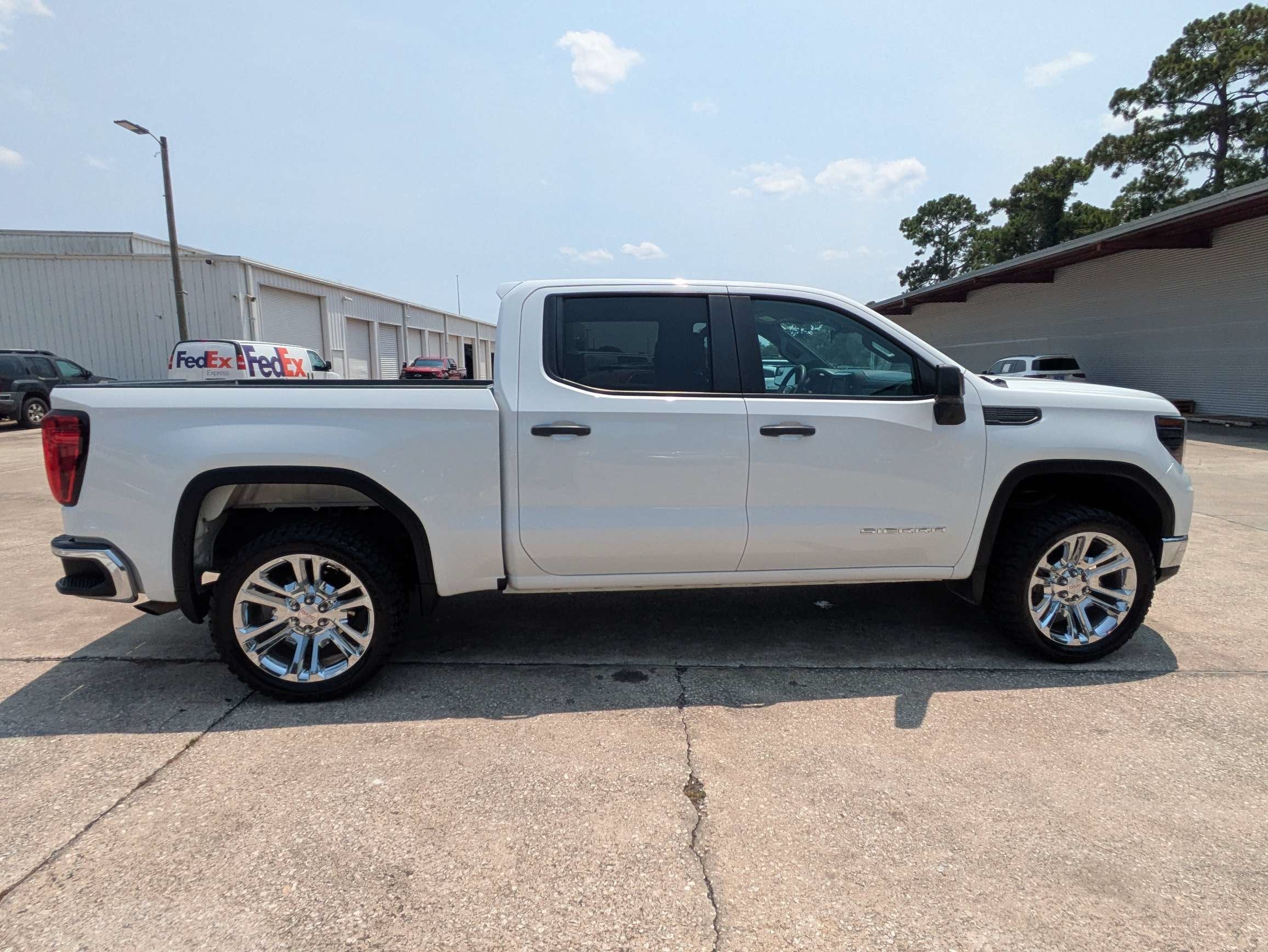 2023 GMC Sierra 1500 Pro