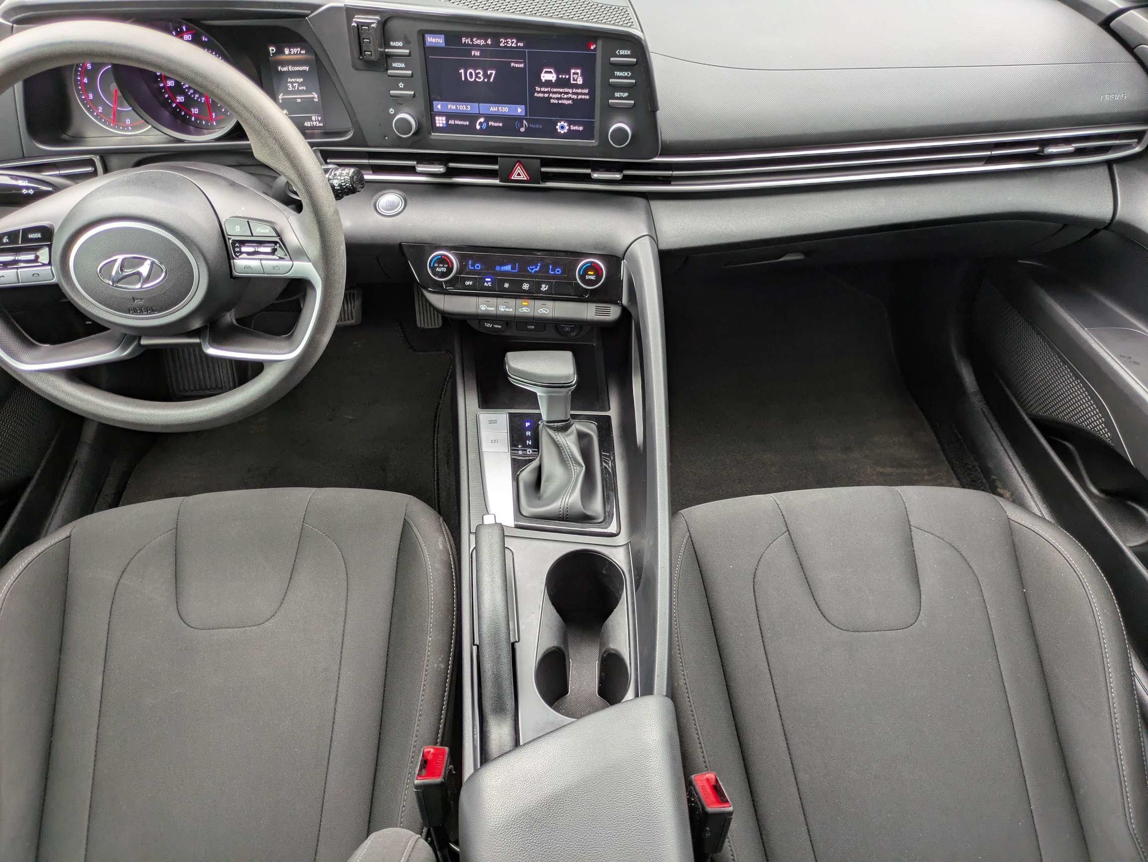 2023 Hyundai ELANTRA SEL