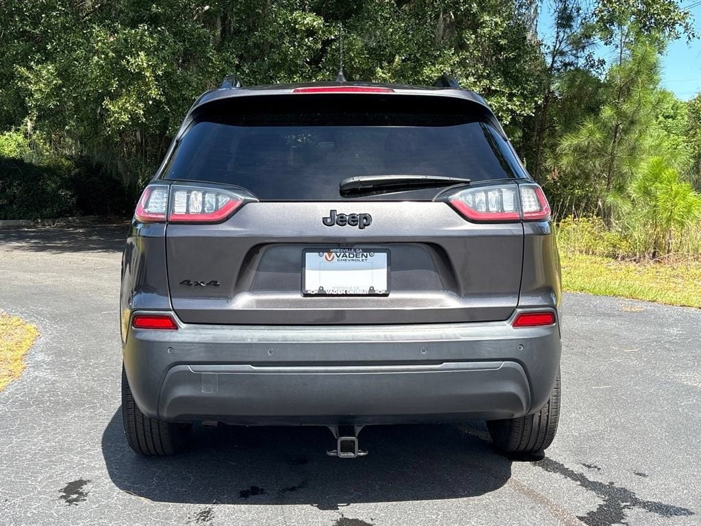 2023 Jeep Cherokee Altitude Lux
