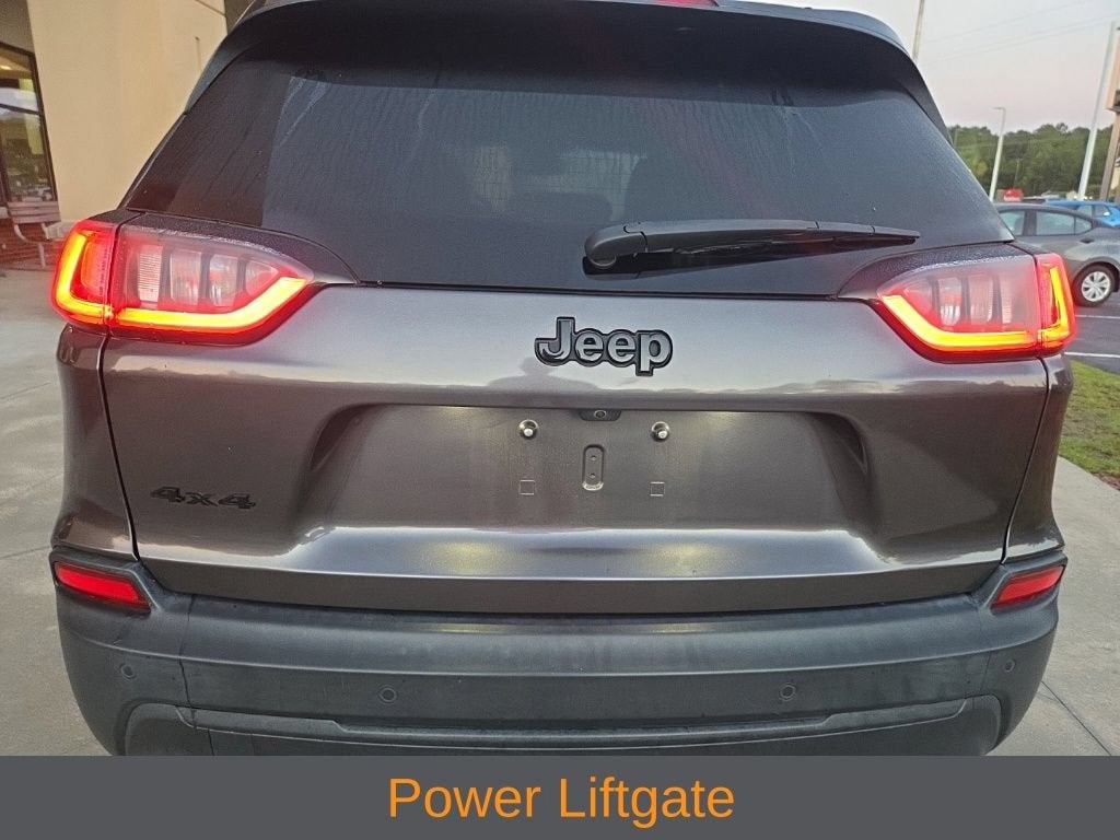 2023 Jeep Cherokee Altitude Lux