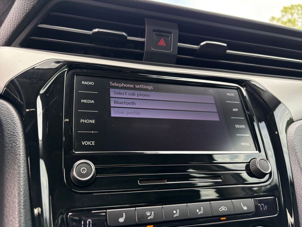 2022 Volkswagen Passat 2.0T SE