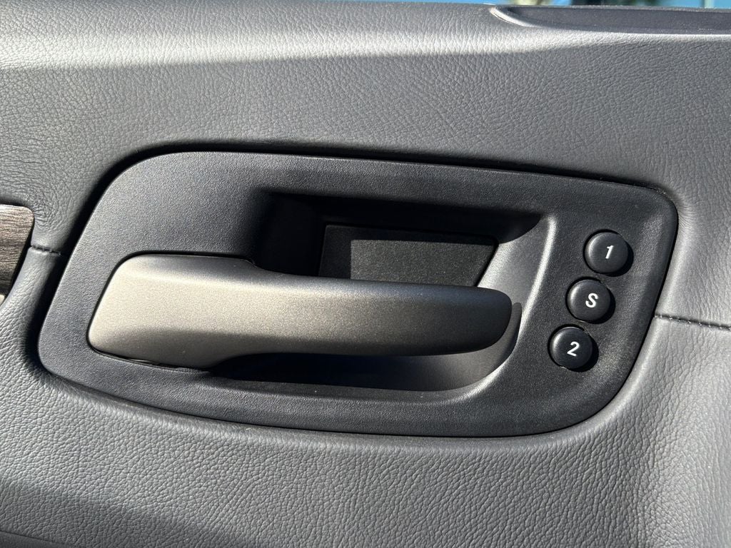 2013 Chrysler 300 300C John Varvatos Limited Edition