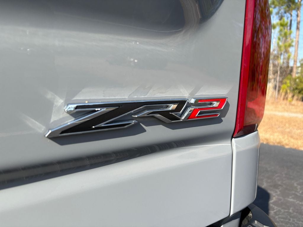 2025 Chevrolet Silverado 1500 ZR2