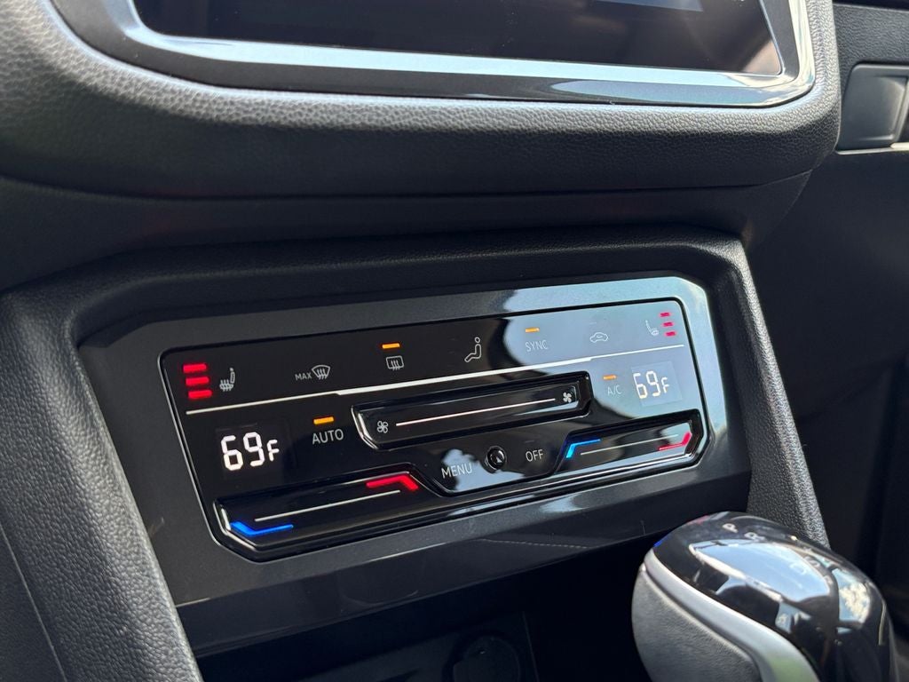 2023 Volkswagen Tiguan SE