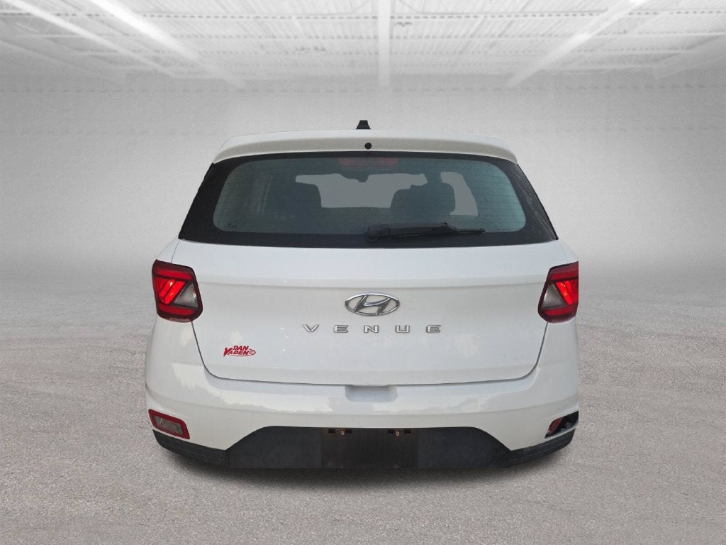 2022 Hyundai VENUE SE